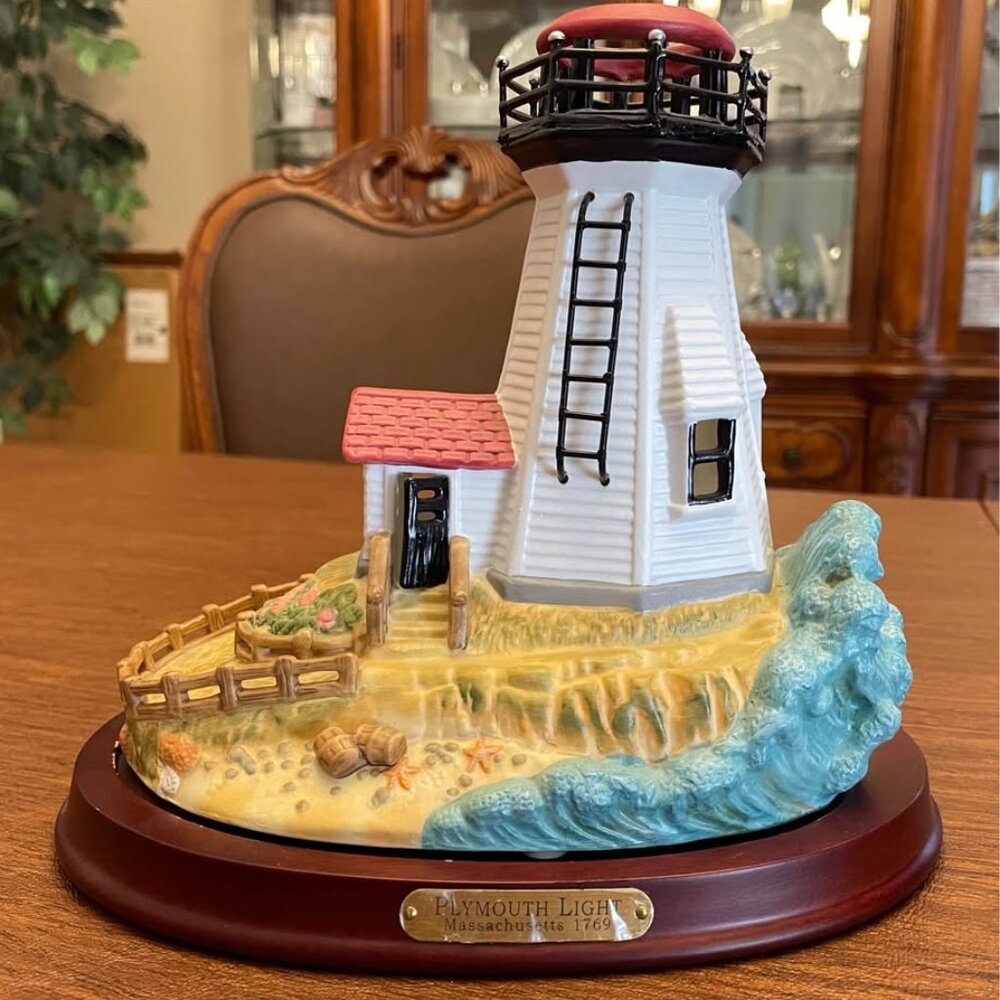 PartyLite Plymouth Lighthouse Tealight Candle Holder P7796